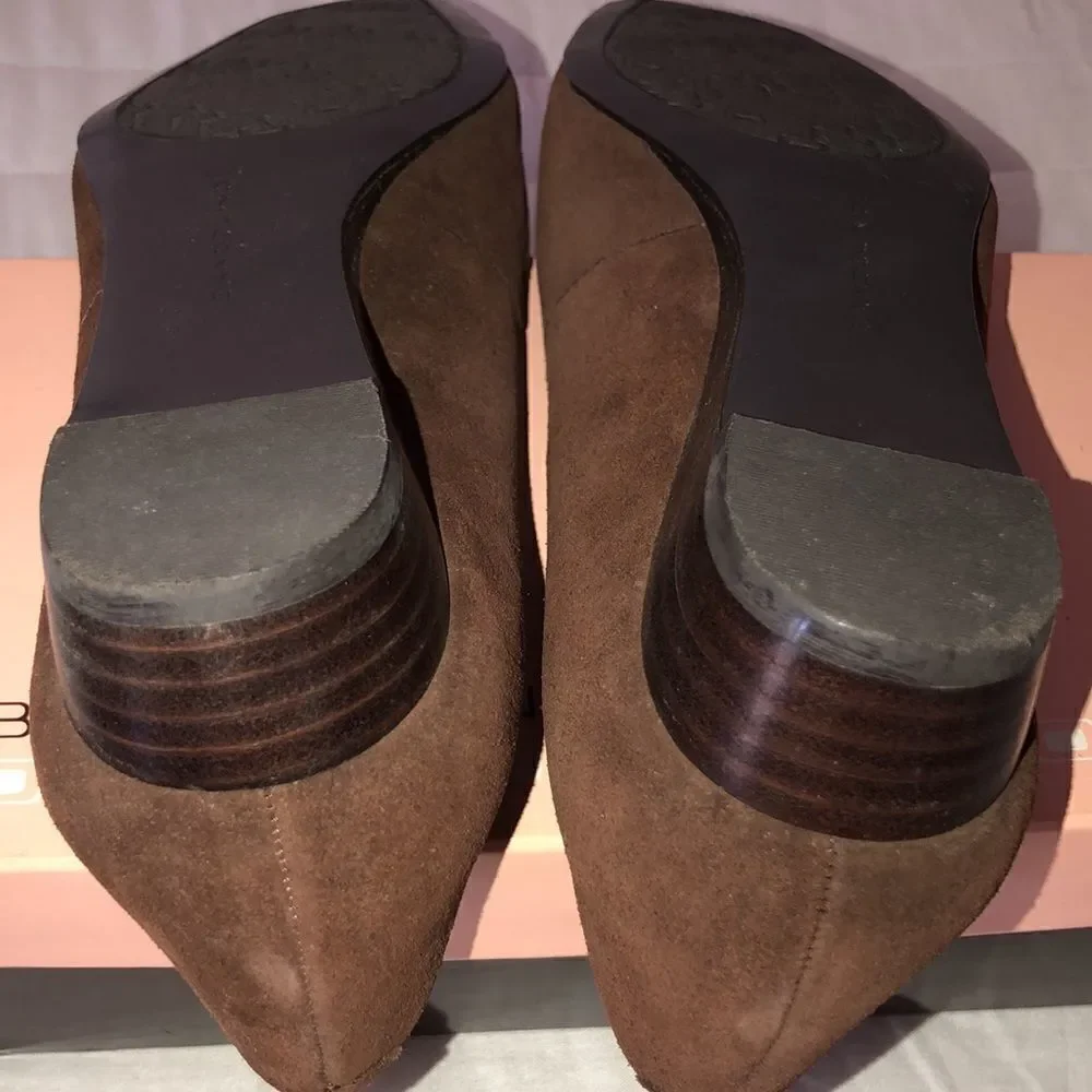 Bandolino slight wear
